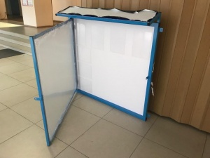 Стенд уличный информационный со стеклом, с замком.