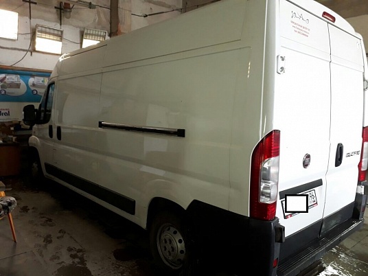 Реклама автомобиля Fiat Ducato. Промышленный инструмент.