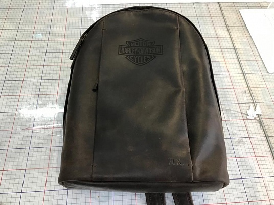 Лазерная гравировка на коже. Подарочная гравировка на заказ