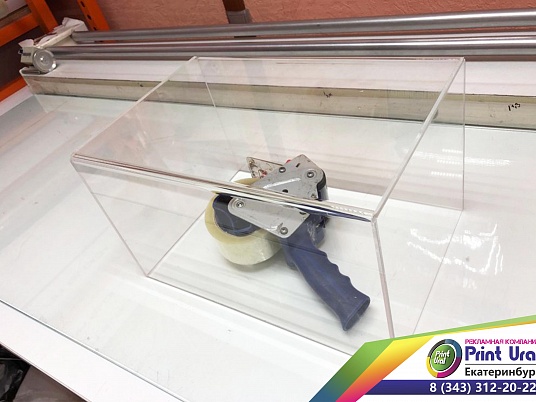 Крышка из оргстекла