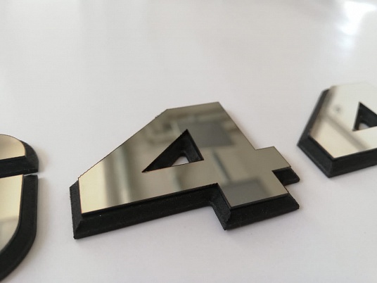 Эмблема Scania