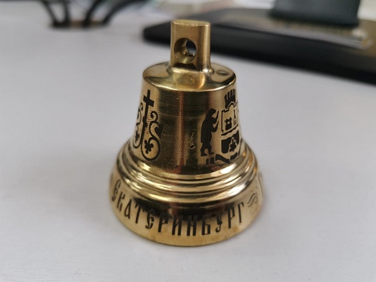 Гравировка на колокольчиках