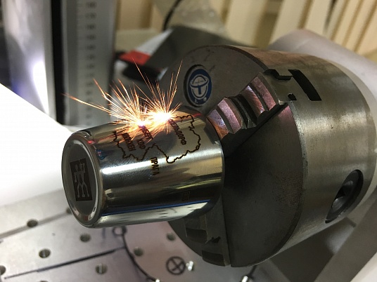 Гравировка на радиусных изделиях