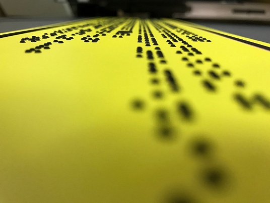 Таблички Брайля