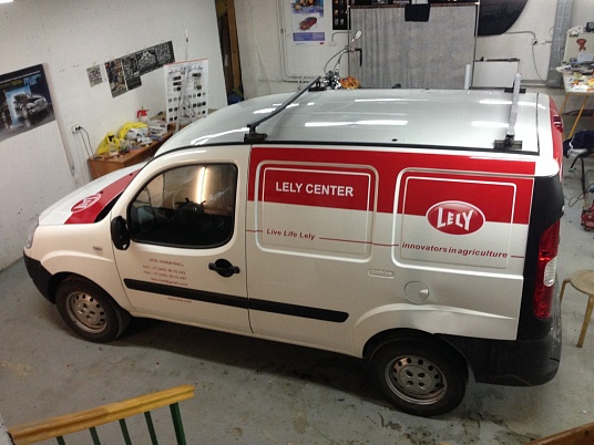 Брендирование а/м Фиат Добло, для компании Lely
