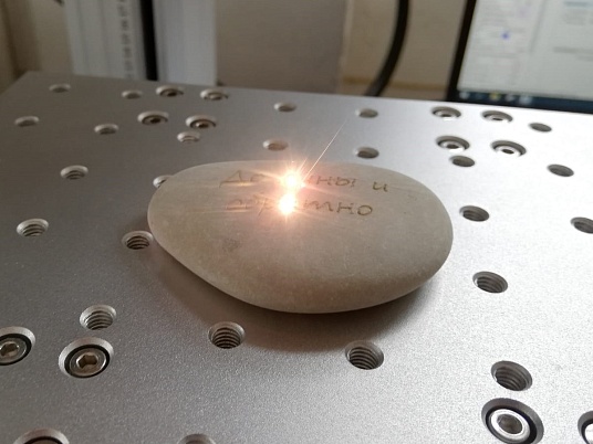 Гравировка по камню