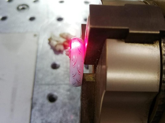 Гравировка на кольцах, ювелирных украшениях