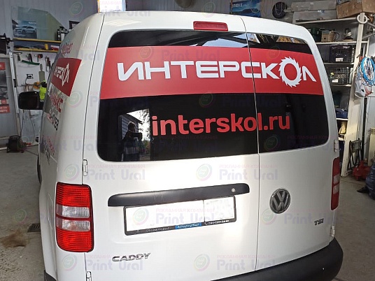 Реклама на автомобиль Lada Largus