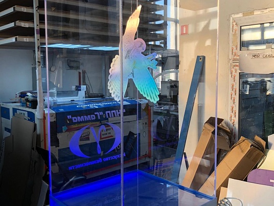 Прозрачный короб с подсветкой